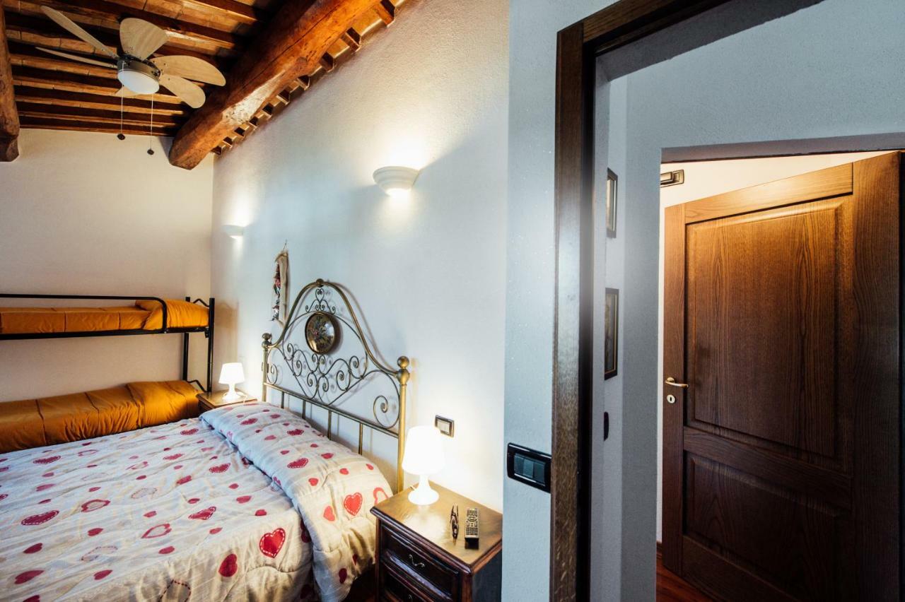 Agriturismo Il Noce Castiglione dʼOrcia Exteriör bild