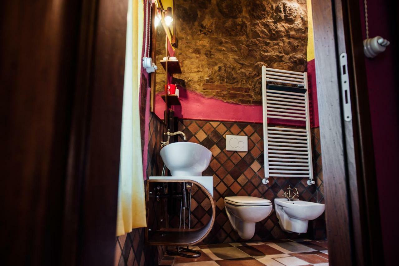 Agriturismo Il Noce Castiglione dʼOrcia Exteriör bild