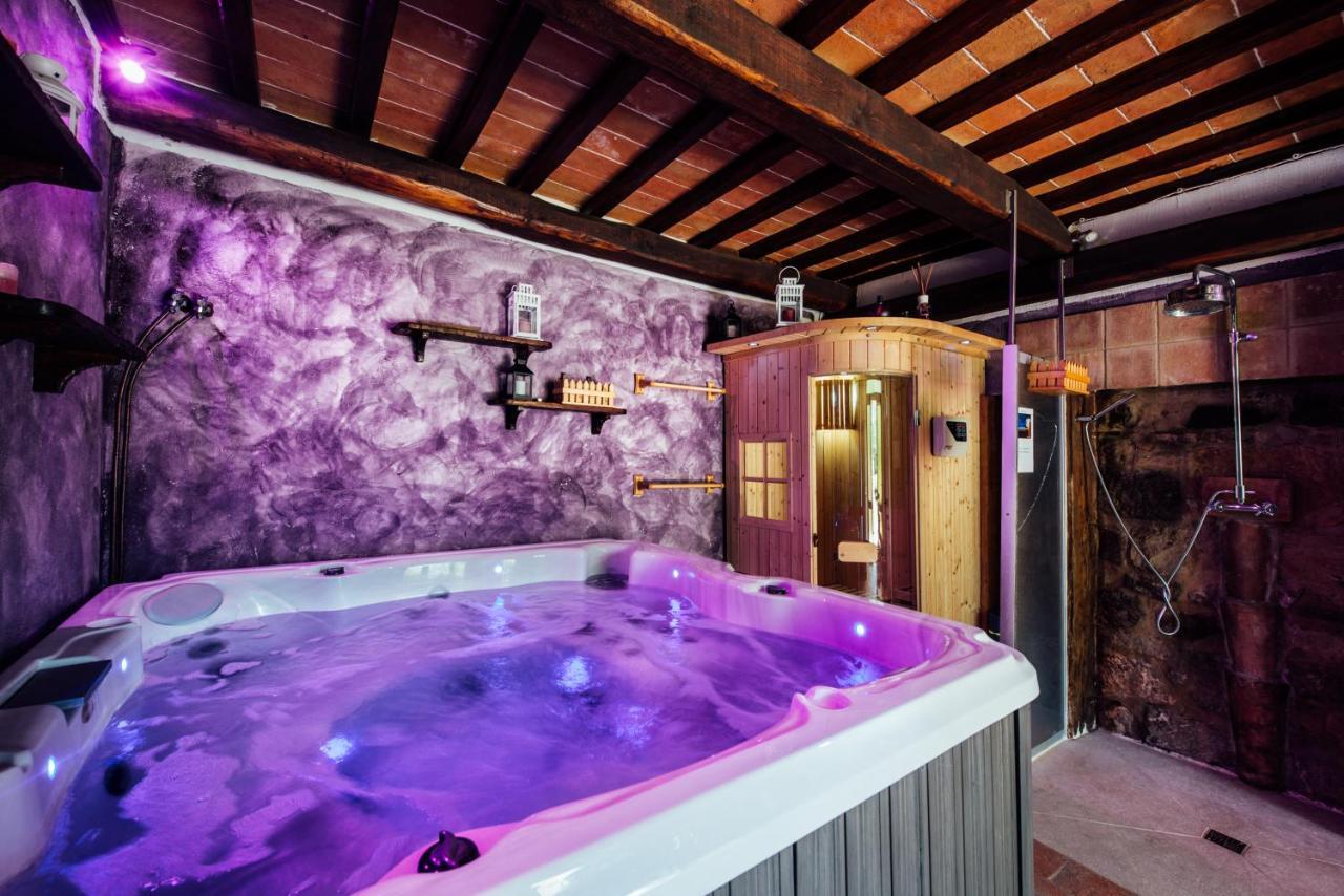 Agriturismo Il Noce Castiglione dʼOrcia Exteriör bild
